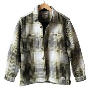 The Stronghold Men's Green Plaid Button Down Oudoor Shacket Overshirt Size Small